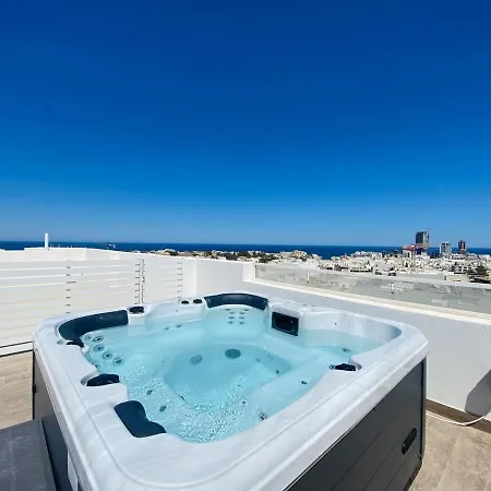 Apartamento Luxury Penthouse In Swieqi With Heated Jacuzzi By Sf Homes *