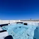 Luxury Penthouse In Swieqi With Heated Jacuzzi By Sf Homes Is-Swieqi