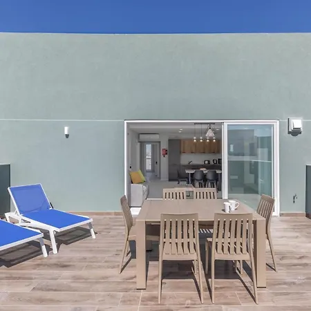 Apartment Luxury Penthouse In Swieqi With Heated Jacuzzi By Sf Homes *