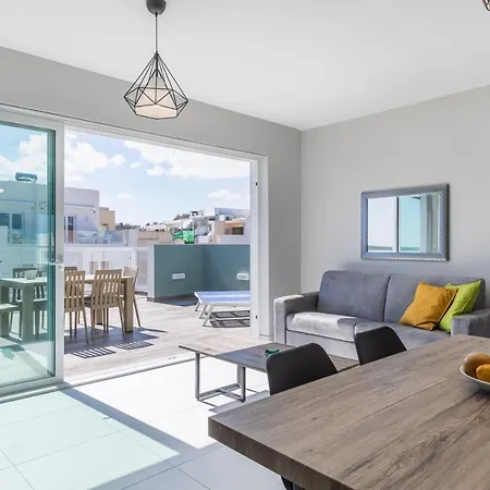 Luxury Penthouse In Swieqi With Heated Jacuzzi By Sf Homes